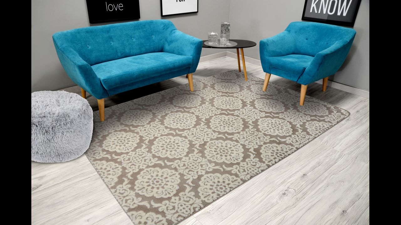 Plush carpet Clover Bolonia Beige